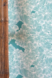 Тюркоазено бял тапет