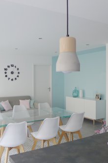 Светлосин хол