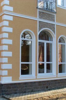 Преден декор от пяна