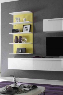 Висяща стена в хола