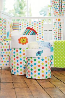 Съхранение на играчки в кутии