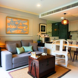 Преграда между кухнята и хола в еклектичен стил