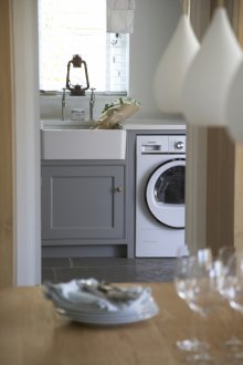 Пералня в кухнята в апартамента
