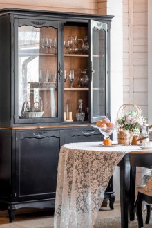 Черен гардероб в Прованс