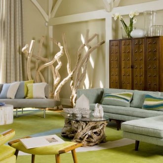 Гардероб в хола с декор