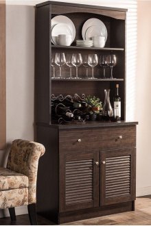 Гардероб в хола за съдове