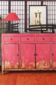 Гардероб в хола розов