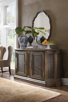 Гардероб в хола отлежал