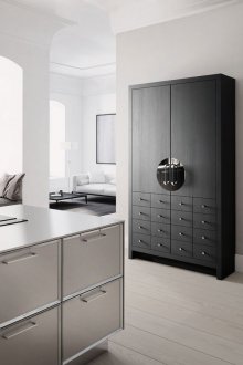 Гардероб в венге на хола