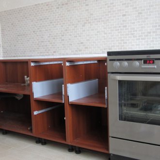 Сглобяване на кухненски комплект