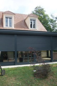 Покрив с тавански и керамични плочки