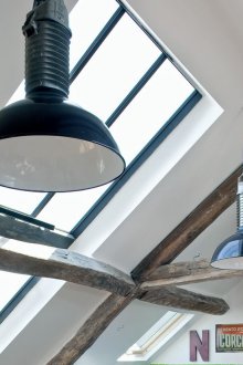 Покрив с таванско таванско помещение