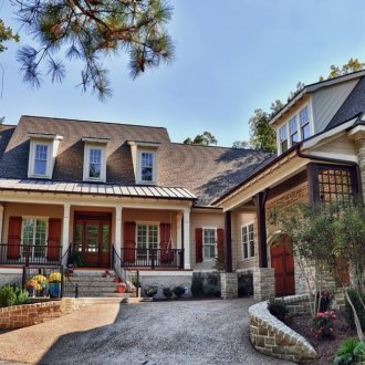 Покрив с таванско устройство