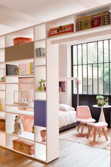 Стелаж за хол в студио