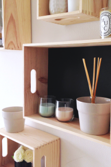 Висящи рафтове за хол