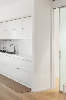 Вътрешна врата със стъкло сиво