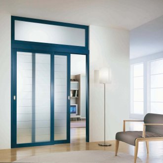Вътрешна врата със стъкло синьо