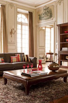 Комбинацията от кафяво дърво в интериора