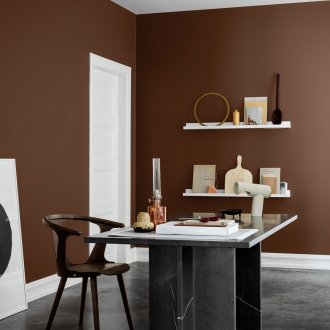 Комбинацията от кафяво в интериора на минимализма