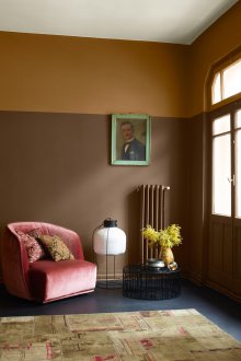 Комбинацията от кафяво и розово в интериора