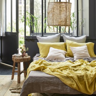 Headboard ke tetingkap panorama