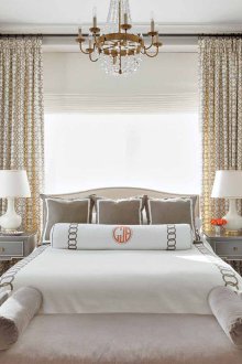Headboard ke tetingkap lebar