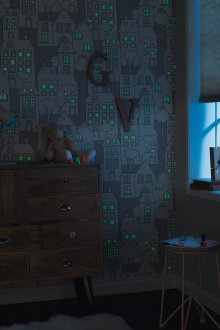 Светещи тапети в детската стая