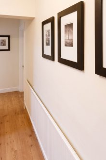 Стенни панели за коридор с радиатор