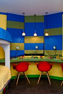 Helles Design für drei Kinder