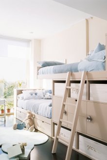 Kindergartenentwurf für drei Kinder mit Fächern