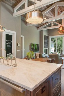 Дизайн на кухня 20 кв.м с греди