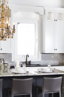 Дизайн на кухня 20 кв.м с полилей