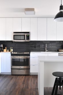 Дизайн на кухня 20 кв.м в стила на минимализма