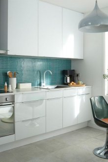 Мозайка синя кухня