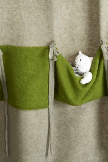 Дизайн на завеси за детска стая с декор