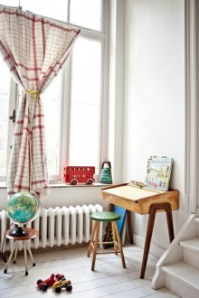 Дизайн на завеси за детска стая в клетка
