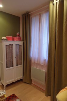 Дизайн на завеси за детска монофонична