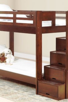 Двуетажно легло от естествено дърво