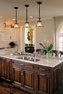 Reka bentuk dapur klasik dengan kaunter bar