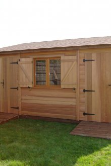 Едноетажна лятна къща