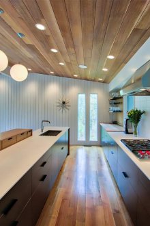 Ниша в стаята със слушалки