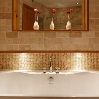 Нишата в стаята е огледална