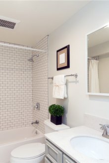 Bilik air putih di Khrushchev