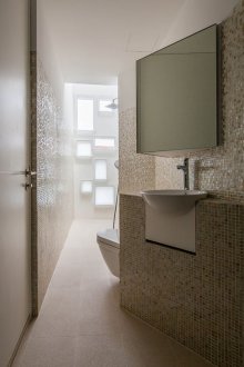 Bilik mandi DIY dengan mozek