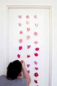 Декорация на вратата на 14 февруари