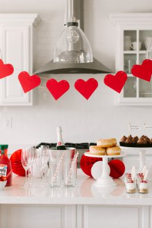 Валентин кухненски декор