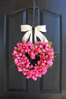 Декор за лалетата за деня на Свети Валентин