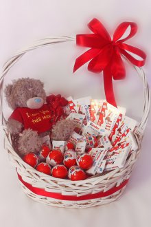Подарък за 14 февруари кошничка направи сам