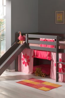 Таванско легло с пързалка