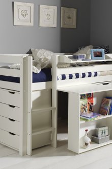 Таванско легло с чекмеджета